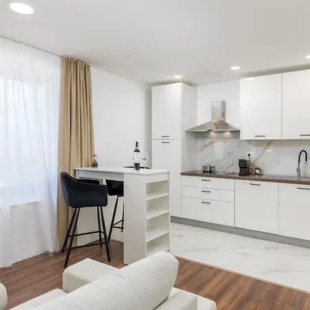 Apartment Travel Station *