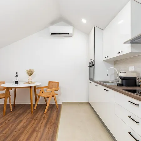 Apartment Travel Station *